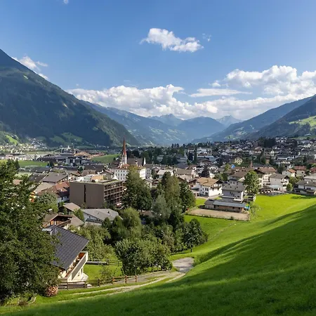 Apartment In Zillertal Near Spieljochbahn Fügen