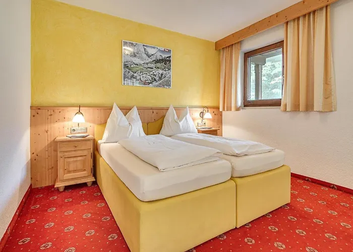 Appartement In Zillertal Near Spieljochbahn Fügen